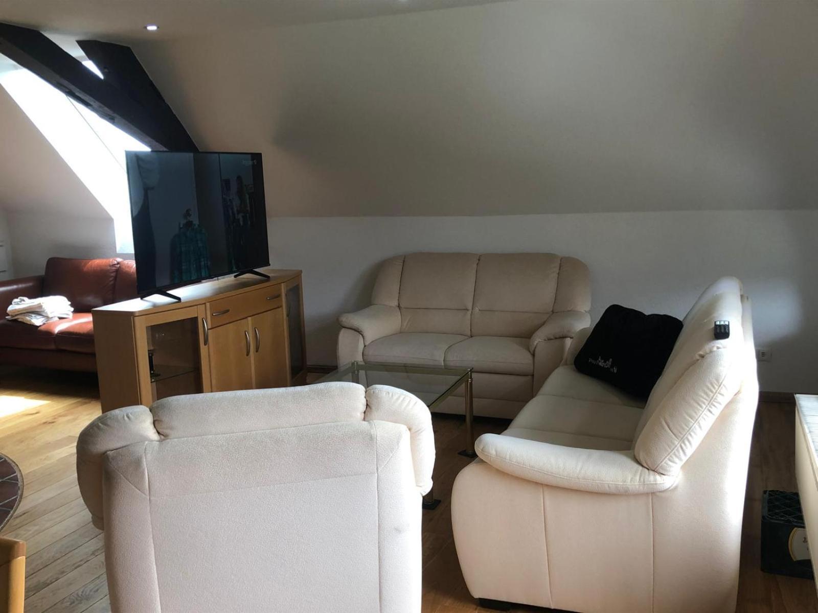 Neu Renovierte Wohnung In Alter Schule Hattgenstein Exteriör bild