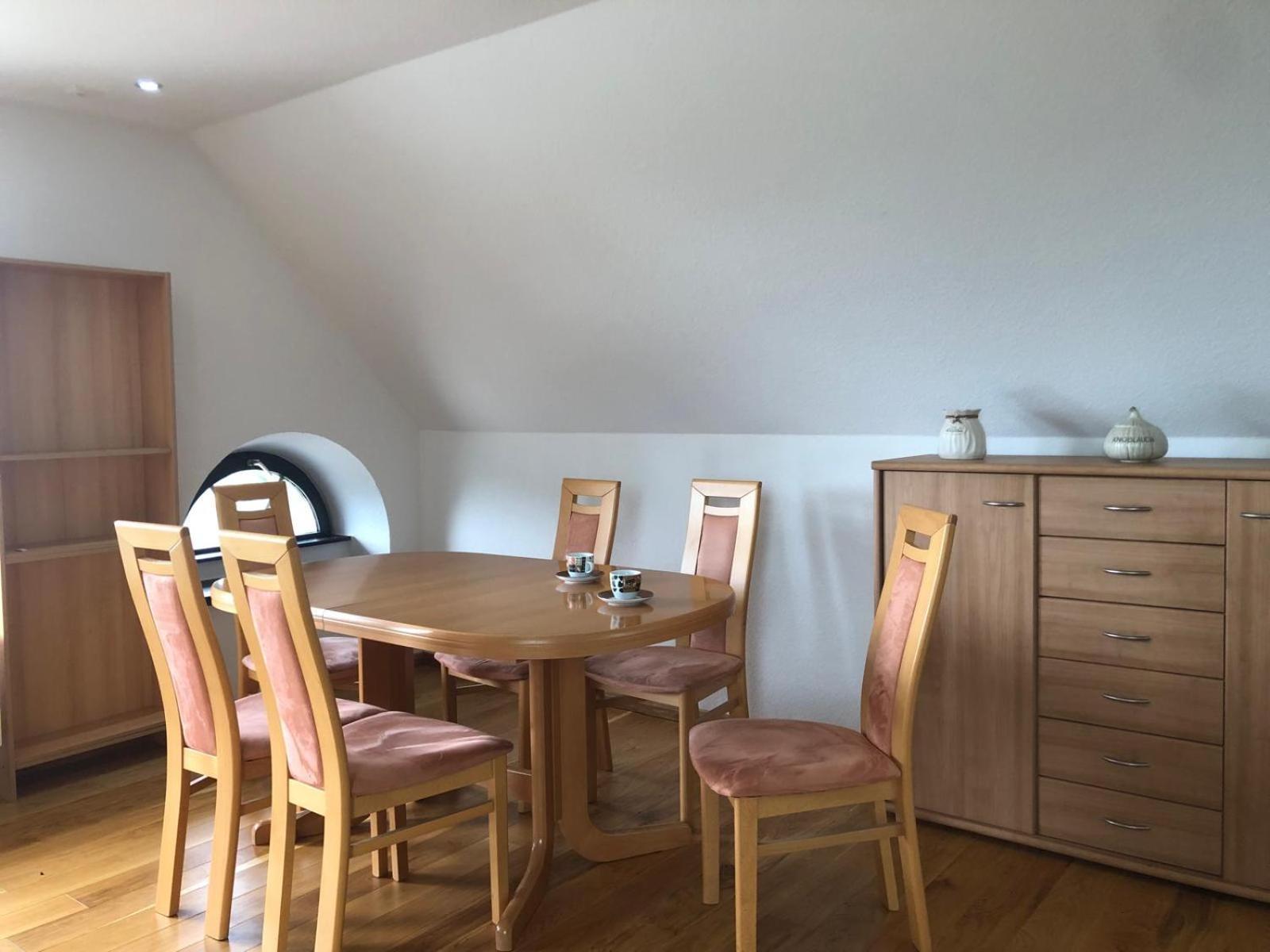 Neu Renovierte Wohnung In Alter Schule Hattgenstein Exteriör bild